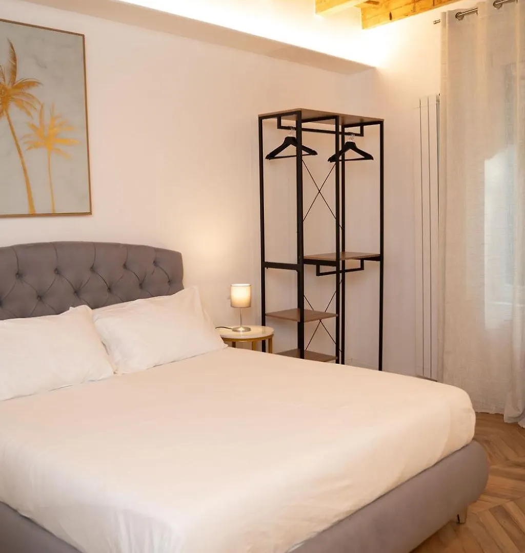 Apartment Brera La Suite Milan